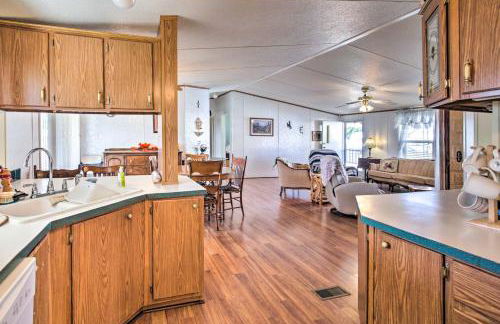 Cozy Yuma Retreat with Furnished Patio and Grill! - Foto 10