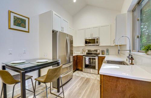 WFH-Friendly Gem with Creek 4 Mi to Sammamish Trail - Foto 6