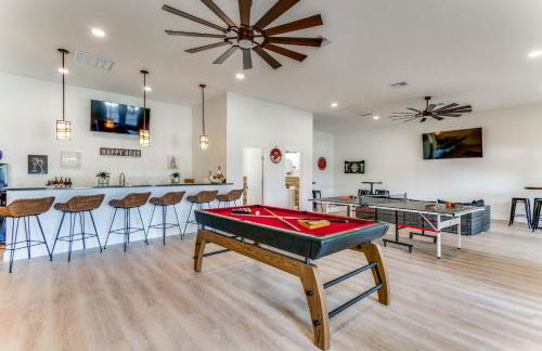 6 BDRM Wine Country Compound on 2 Acres! Pool/HotTub & Club House - Foto 1