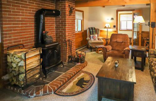 Cozy New Hampshire Retreat Near Attitash Mountain! - Photo 5