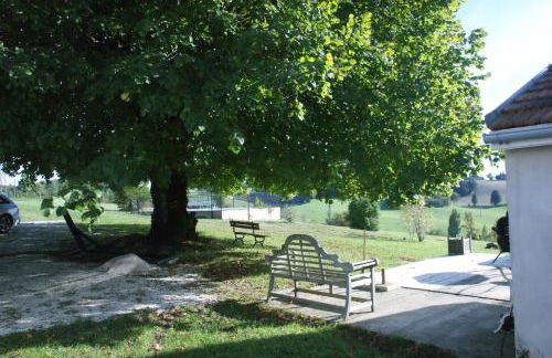 House on the hill, near Aubeterre-sur-dronne - Foto 19