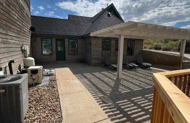 King Home- Mountain Oasis Pool & Views - Foto 13