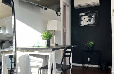 Trendy and modern apartment at rice village - Foto 7
