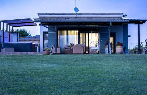 MaVitaPlace Villa Familia, Jacuzzi-Whirlpool, Katerini - Foto 6