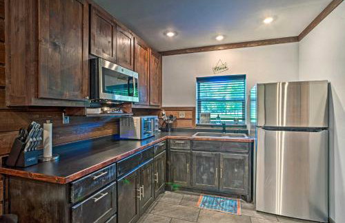 Charming Quitman Cabin < 2 Miles to Lake Fork - Foto 8