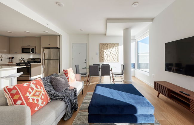 NEW Fab 4 BR - Outdoor Deck - gym - Mins to NYC - Foto 5