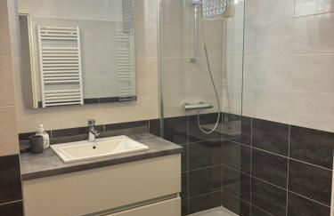 Chez Omiala Centre de Meyzieu - Foto 7