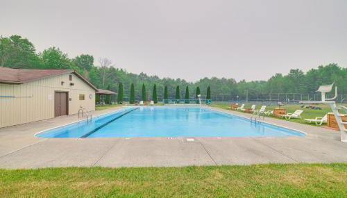 Cozy Lake Wallenpaupack Cabin with Community Perks - Foto 3