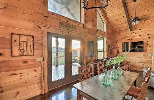 Mountain View Hideaway with Outdoor Fireplace! - Foto 7