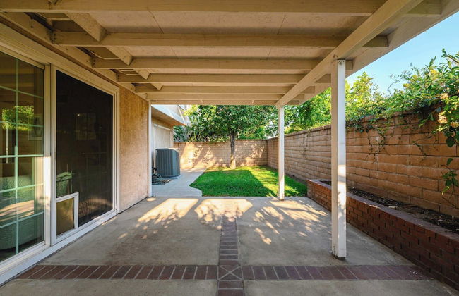 Spacious Retreat w Modern Decor and Private Yard - Photo 62