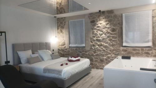 The Romantic Loft - Photo 2