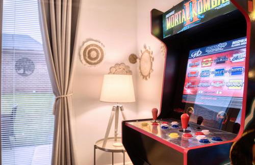 Leeds 4-bed house - hot tub, parking & games - Foto 18