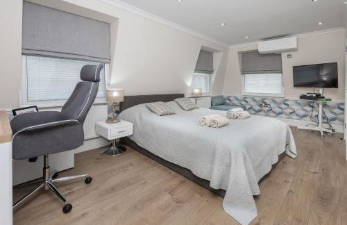 The London House - Entire Villa - Foto 19