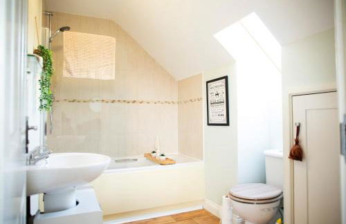 Cosy Cottage in the Cotswolds - Photo 7