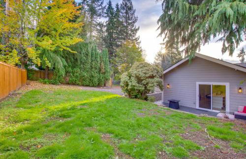 Private Yard and Fire Pit! Modern Kirkland Abode - Foto 23