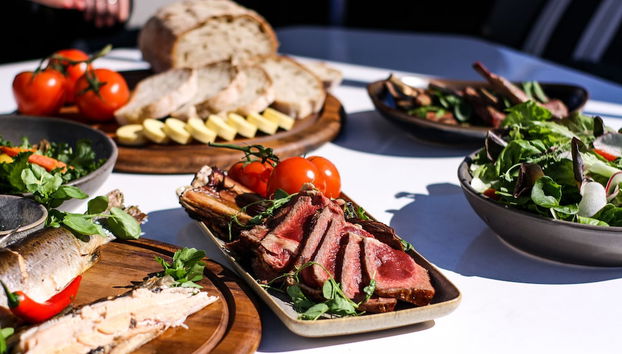 Pacific Jemm - Luxury Super Yacht - Foto 5, Servicio de comidas en la habitación