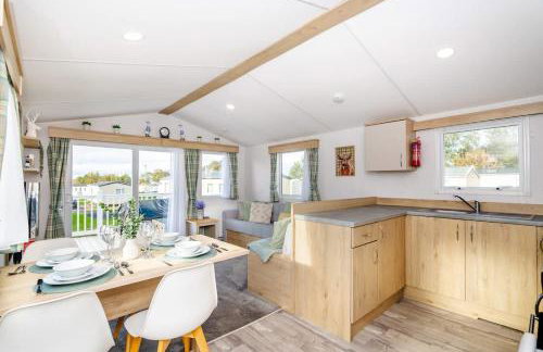 3Bed Caravan - Muirfield - by Holiday Homes - Foto 6