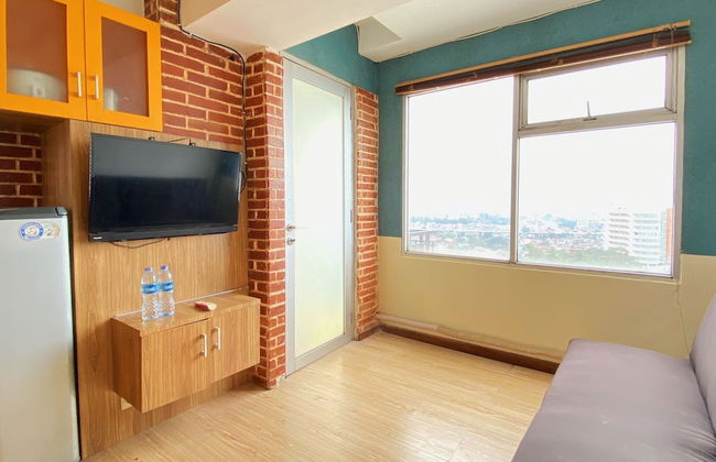 Spacious And Unique 1Br At Jarrdin Cihampelas Apartment - Photo 1