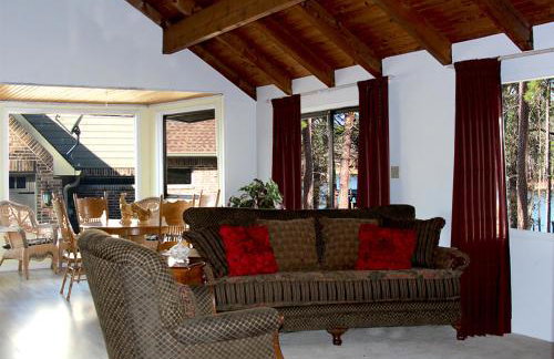 Lake Palestine Family Getaway with Waterfront Deck - Foto 8