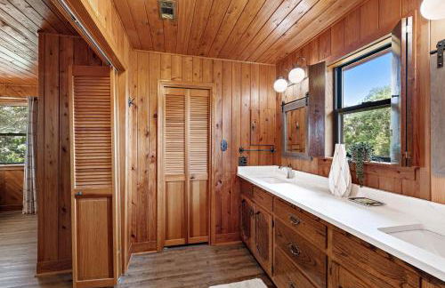 Wolf Bay House - Photo 21