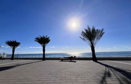 ELIOS LIVING - Parcheggio Privato, Vicino al centro, 200m dal Mare - Photo 33