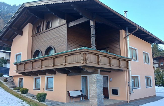 Cozy Apartment near Ski Area in Sautens - Photo 1