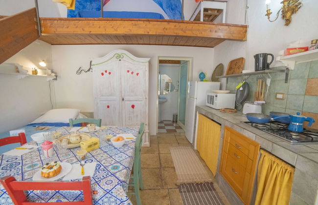 Masseria Le Palmentelle Pool And Garden - Photo 9