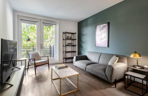 Blueground Beverly Grove rooftop nr Beverly Hills LAX-224 - Foto 3