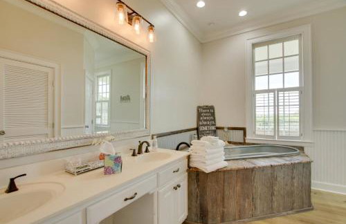 Spacious Rural Getaway in Lexington with Deck! - Foto 28