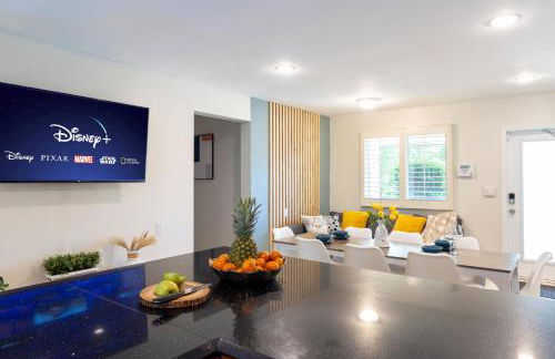 Spacious 3-Bedroom Villa with Heated Saltwater Pool and Fenced Yard in Oakland Park - Foto 41