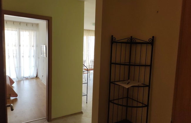 July Morning Seaside Resort - Photo 31