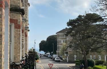 Bournemouth sea view apartment with balcony, minutes from award winning beach and pier - Foto 5