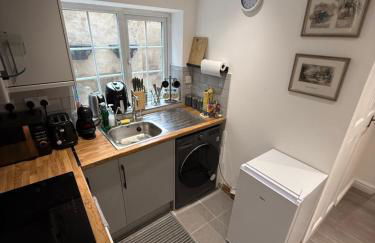 Ground Floor Apartment with Private Garden - Near Victoria Park - Foto 32