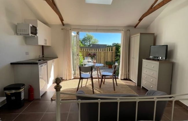 1-bed Sunny Studio Apartment in Tregony, Truro - Foto 2