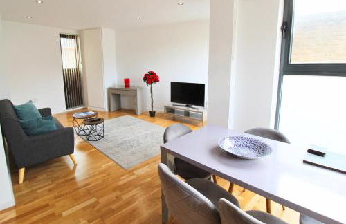 London Bridge – Tooley St by Viridian Apartments - Photo 11