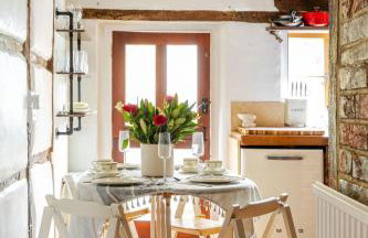 Beautiful 17th Century Cottage - Photo 4