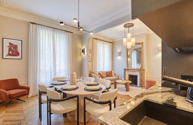 Amazing Apartment Saint Germain des Pres With A-C - Foto 18