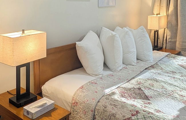 Hinckleys Dreamwood Cottages - Photo 80