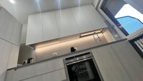 Rosa Bianca apartment - Free Parking in the historic center of Alba - Langhe - Foto 4, stove