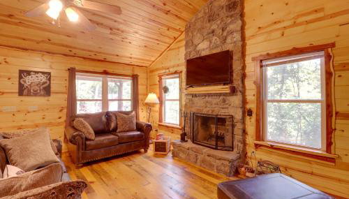 Romantic Mountain View Cabin Rental Near Downtown! - Foto 4