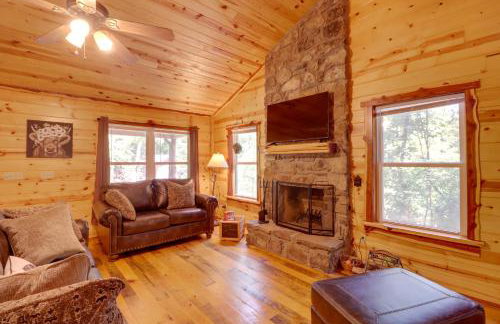 Romantic Mountain View Cabin Rental Near Downtown! - Foto 4