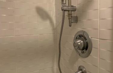 Stylish Apartment Sleeps 6, 2 Bed, 2 Bath, Free Parking & WIFI, Nr NEC & Uni - Foto 38