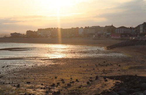 Modern and comfortable stay in Morecambe - Photo 45