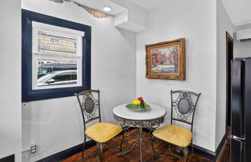 Historic 1920s Stay, Columbia House Unit A apts - Foto 12