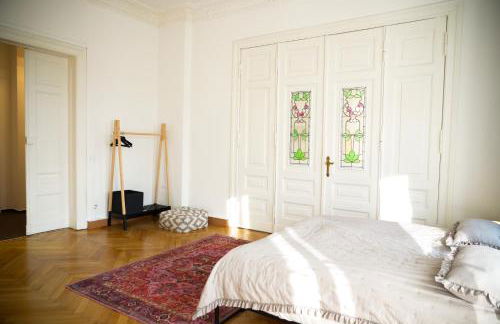 Charmante Altbauwohnung, 2 kostenfreie Parkplätze - Foto 5