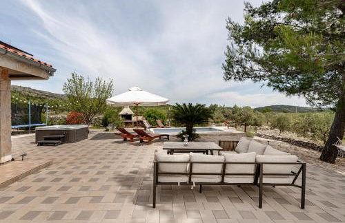 Dalmatian Countryside Home - Heated Pool & Jacuzzi - Foto 23