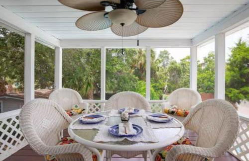 Say YES To Spring! 4BR Home w private pool 2 min to Destin beaches - Foto 29