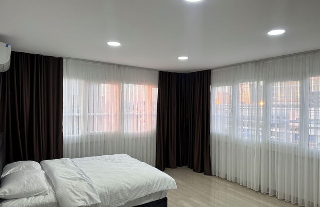 Lumiera Suites Hotel - Photo 2