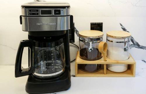 Cozy 2BR On Rvrwalk Gym and Parking Near Conv Ctr - Foto 66