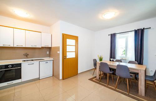 Merita Apartments with Pool - Photo 61